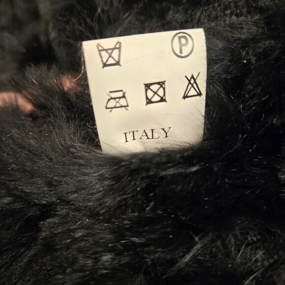 Elegant Italian Rabbit Fur Knit Long Coat - Picture 7 of 9